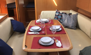 Aeolian Islands Sailing Adventure: seven-Day Sailing Cruise from Lipari