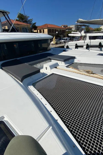 Lagoon 46 image 8