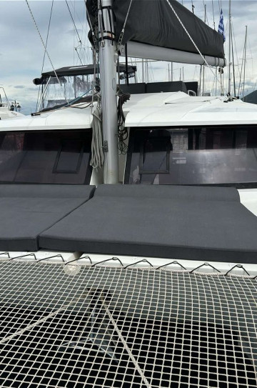 Fountaine Pajot Helia 44 image 3