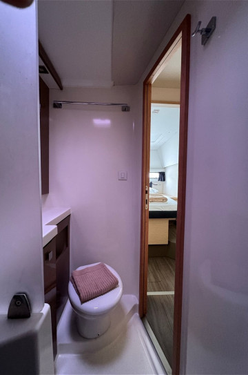 Fountaine Pajot Helia 44 image 9
