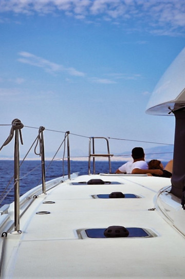 Lagoon 42 image 4