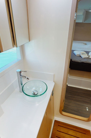 Dufour Catamaran 48 image 7