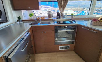 7-Day Ionian Islands Catamaran Cruise from Lefkada to Ithaca, Kefalonia and Hidden Greek Harbours