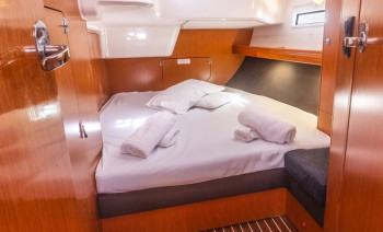 Northern Ionian Sailing Cabin Charter from Lefkada: A 7-Day Cruise to Paxos, Antipaxos and Corfu