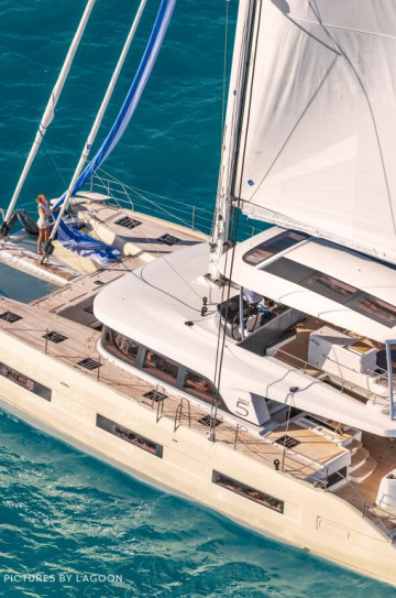 Lagoon Sixty 5 owner cabin image 1