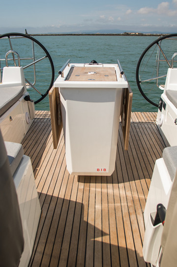 Sailboat Roulette: Oceanis 40.1, Oceanis 47 & Sun Loft image 3