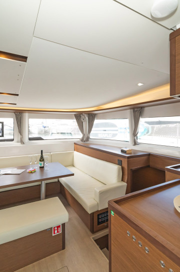 Lagoon 46 image 15