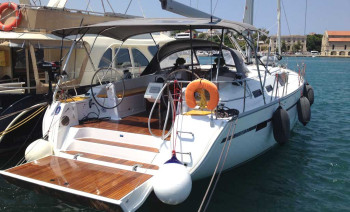 Greece by sailboat. Boarding in Athens, route through the islands of the Saronic Gulf