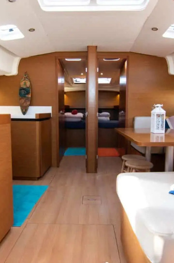 Lagoon 43 - Sun Odyssey 490 image 8