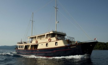 Yoga Sailing Cruise in Croatia