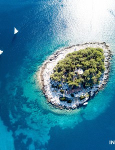 Croatia Catamaran Cabin Charter