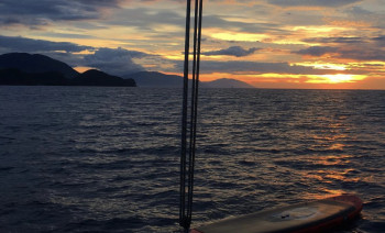 Philippines Kite Cruise | Sail Pristine Islands & Ride Consistent Winds