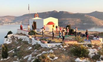Yoga Cruise around most popular Cyclades İslands. Yoga, Hiking, Excursions & Sailing