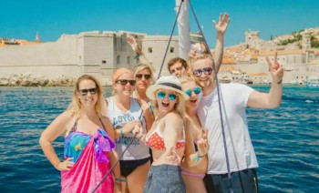 Croatia One-Way Essential Catamaran Cruise: Split to Dubrovnik – 7 Days of Island Hopping