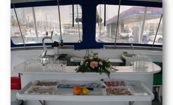 Day Cruise Catamaran 37 in Barcelona 