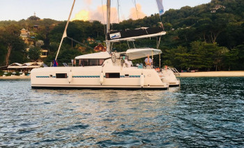 New Year's Eve Catamaran Sailing Flotilla in the Caribbean: Martinique, Saint Lucia, Grenadines & Tobago Cays