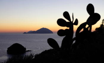 Sailing Holiday: Discover the Aeolian Islands like a local 