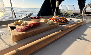 Sailing Holiday: Discover the Aeolian Islands like a local 