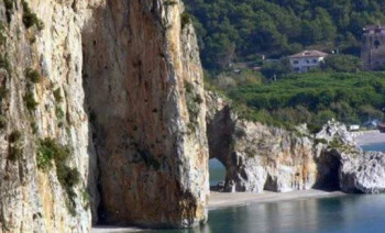 Explore the Enchanting Cilento Coast: Sailing from Salerno