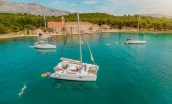 Croatia One-Way Essential Catamaran Cruise: Split to Dubrovnik – 7 Days of Island Hopping