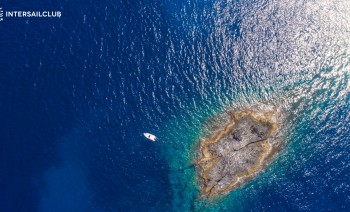 Sailing Vacations between Pozzuoli & Pontine Islands