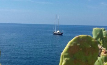 Lipari: rent a yacht for a week-end
