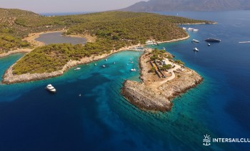 Catamaran Charter in Saronic Islands