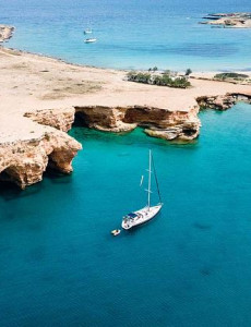 Sailboat in Santorini & The Southern Cyclades