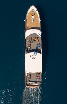2019 Motor Yacht 19 Cabins