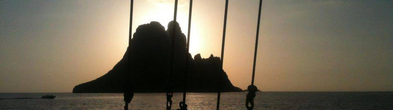 Lipari: rent a yacht for a week-end - cover photo