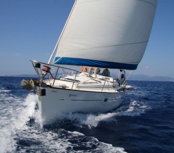 Oceanis 411 yacht photo