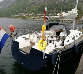 Hanse 461 yacht photo